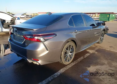 2023 Toyota Camry Se z USA, uszkodzony, nr VIN 4T1G11AK5PU771053